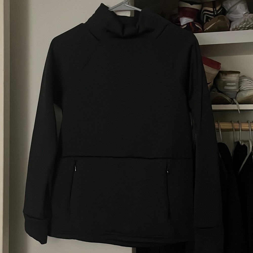 Athletic sweatshirt